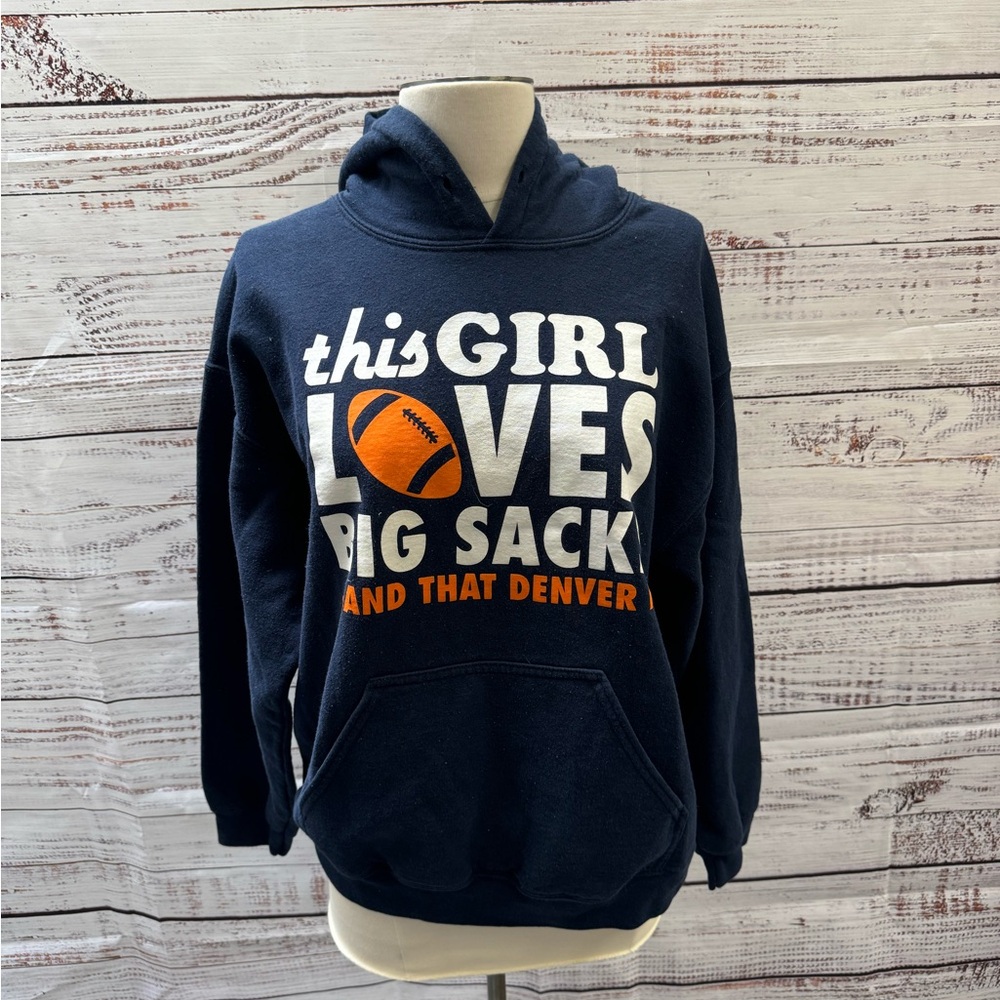 "This girl loves big sacks and that denver D Size M